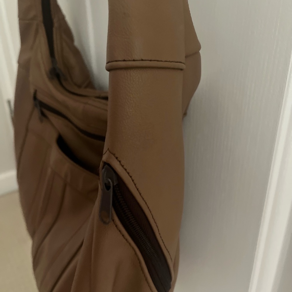 Brown Leather Shoulder Bag - Picture 3 of 4